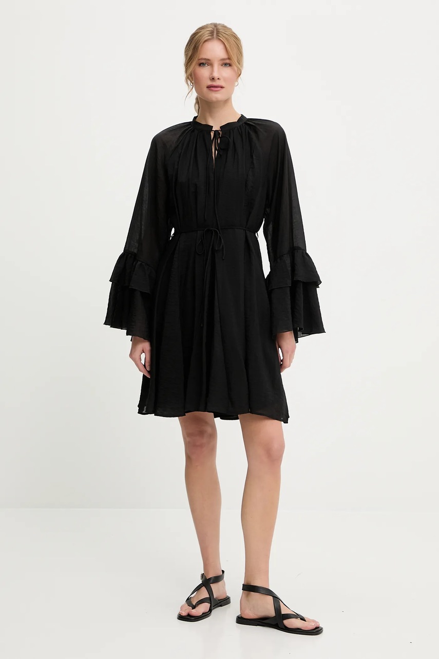 Платье Answear.LAB цвет чёрный mini расклешённая