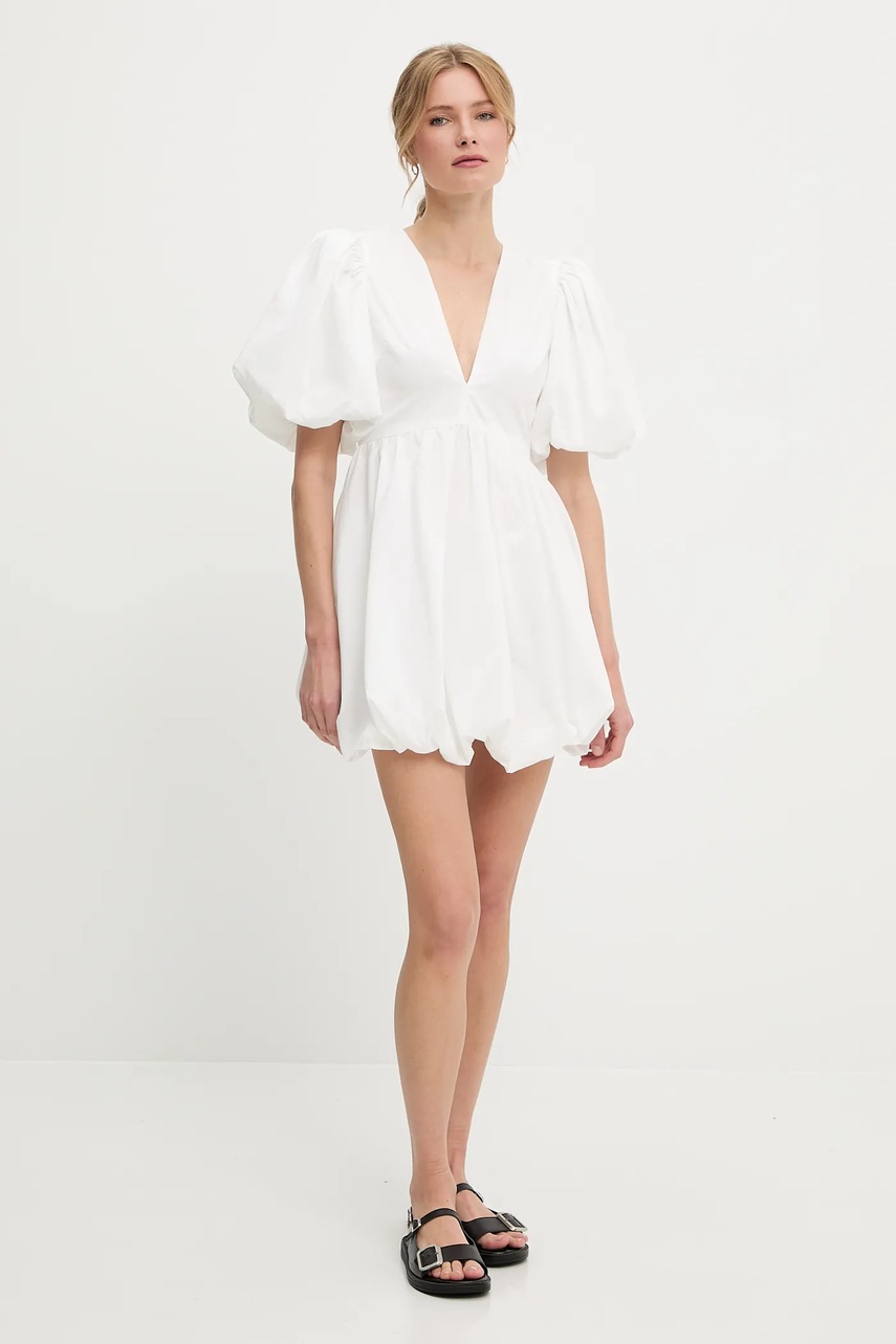 Платье Answear.LAB цвет белый mini расклешённая