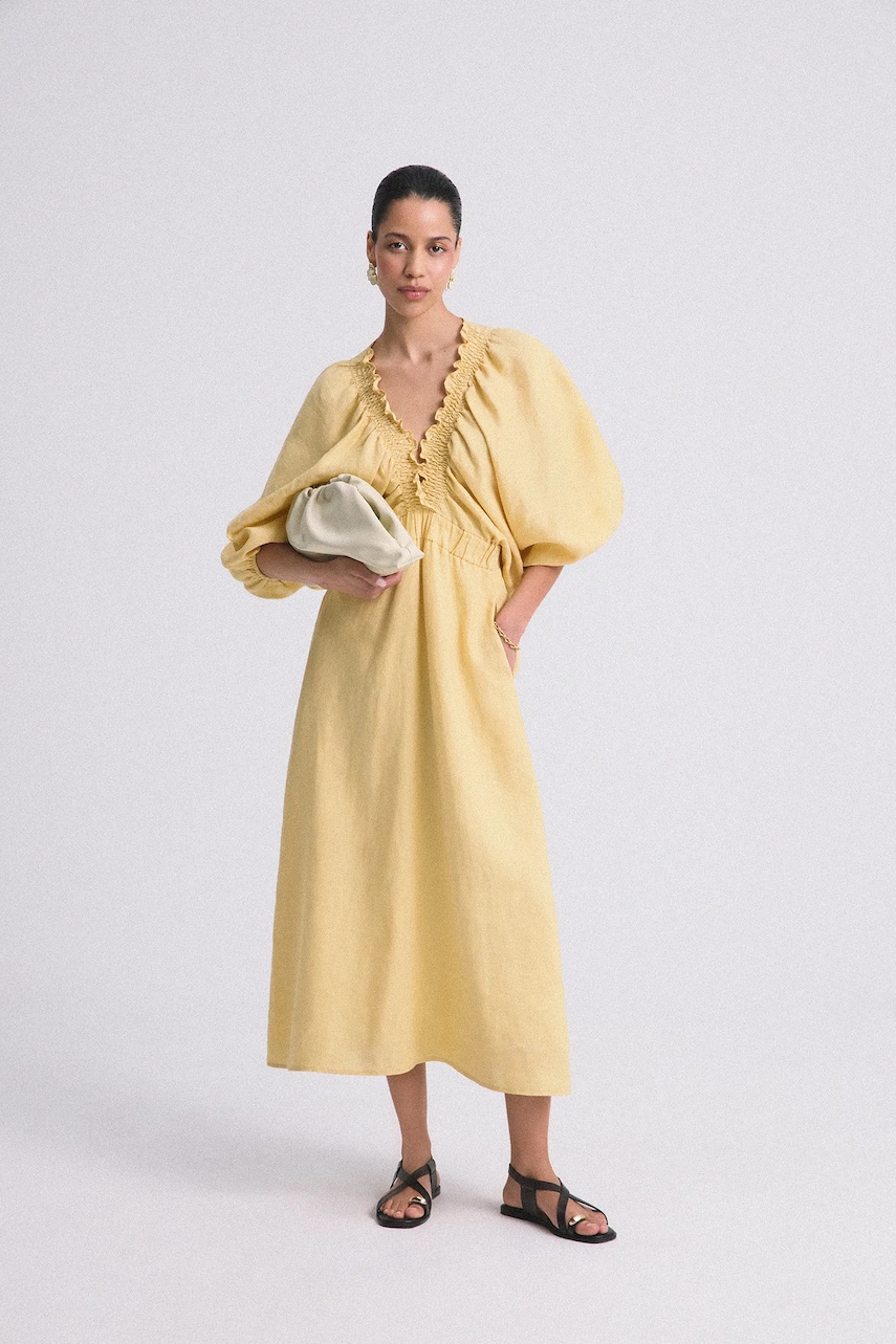 rochie din in culoarea galben, midi, evazati