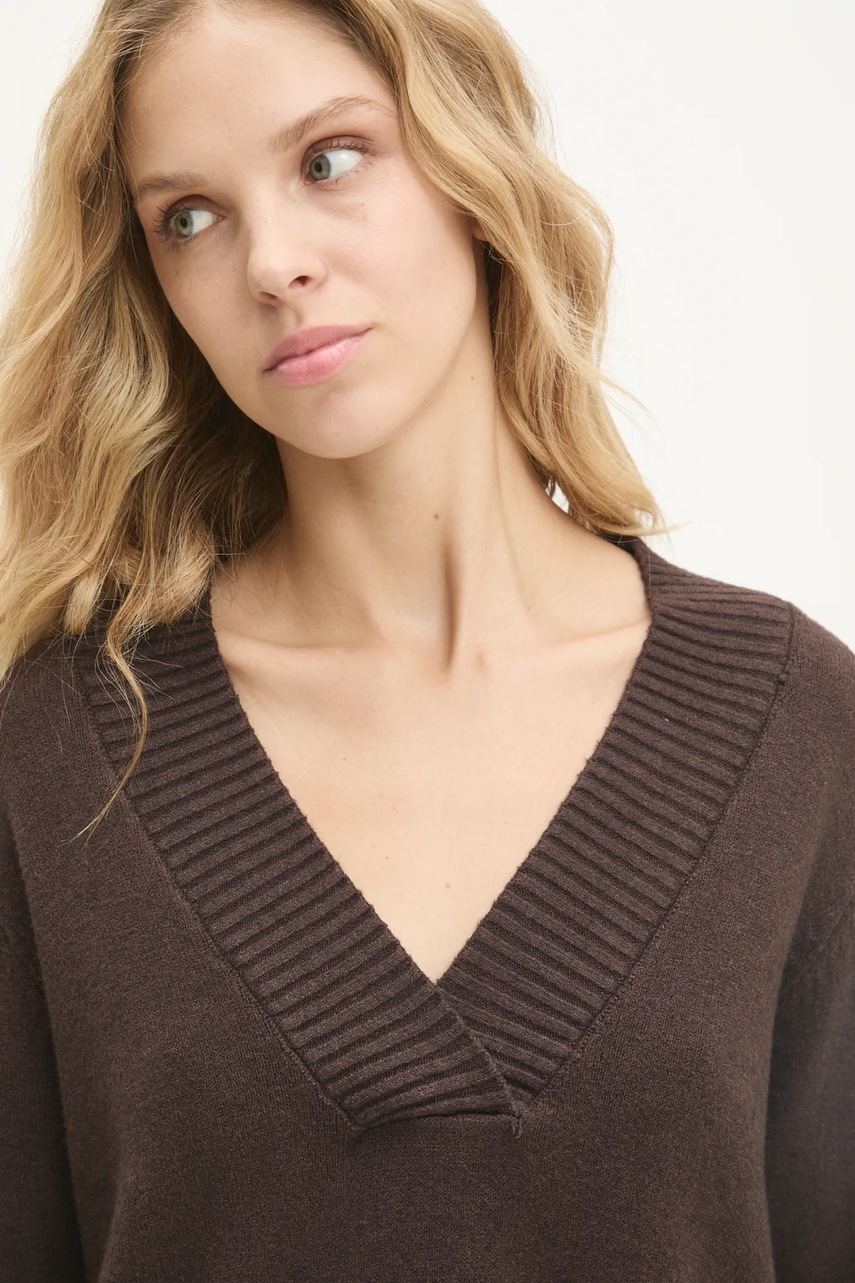 Πουλόβερ Answear.LAB χρώμα: καφέ φωτογραφία