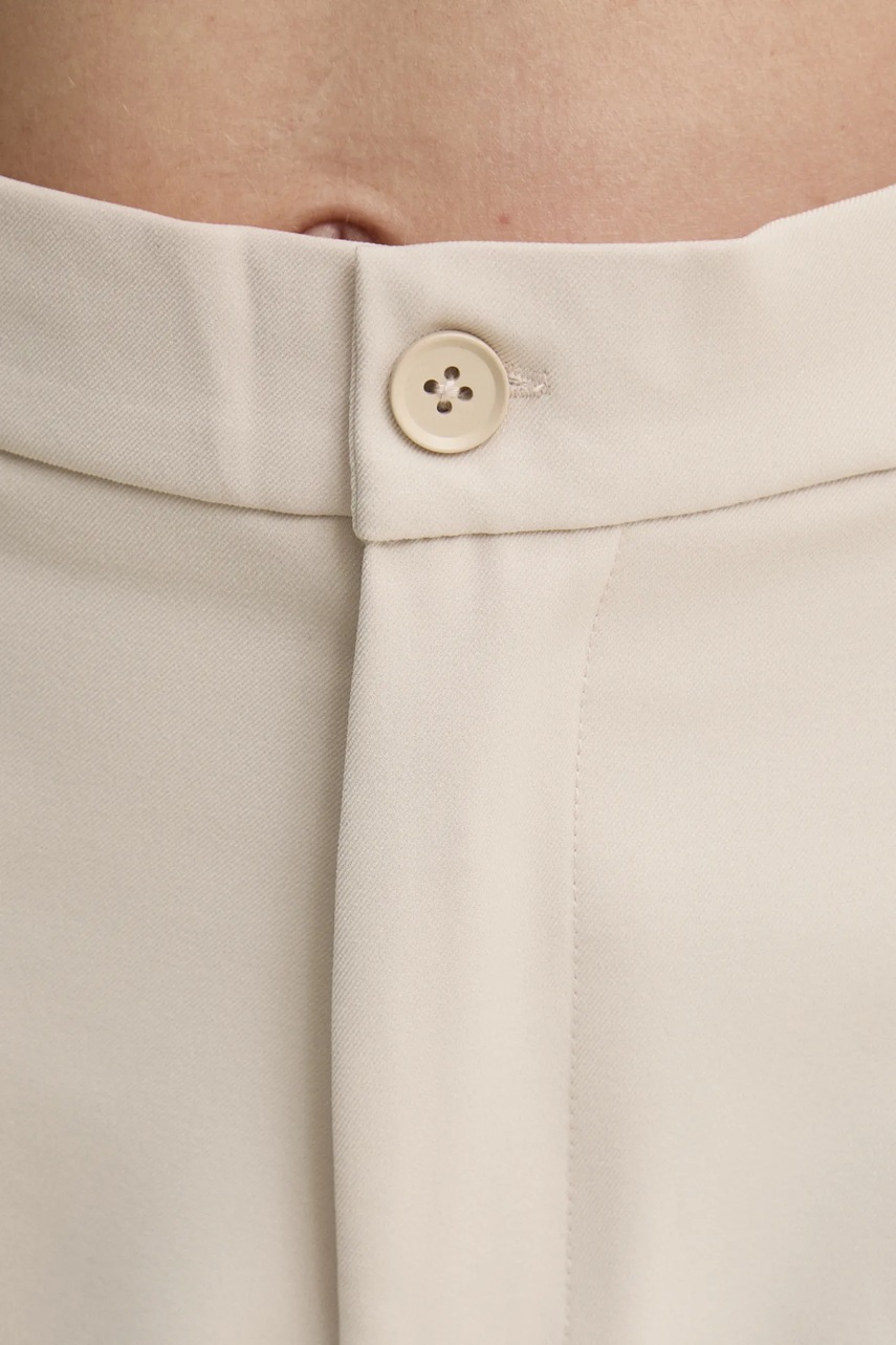 Σορτς Answear.LAB χρώμα: μπεζ φωτογραφία