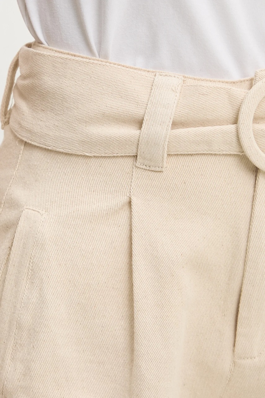 Σορτς Answear.LAB χρώμα: μπεζ φωτογραφία