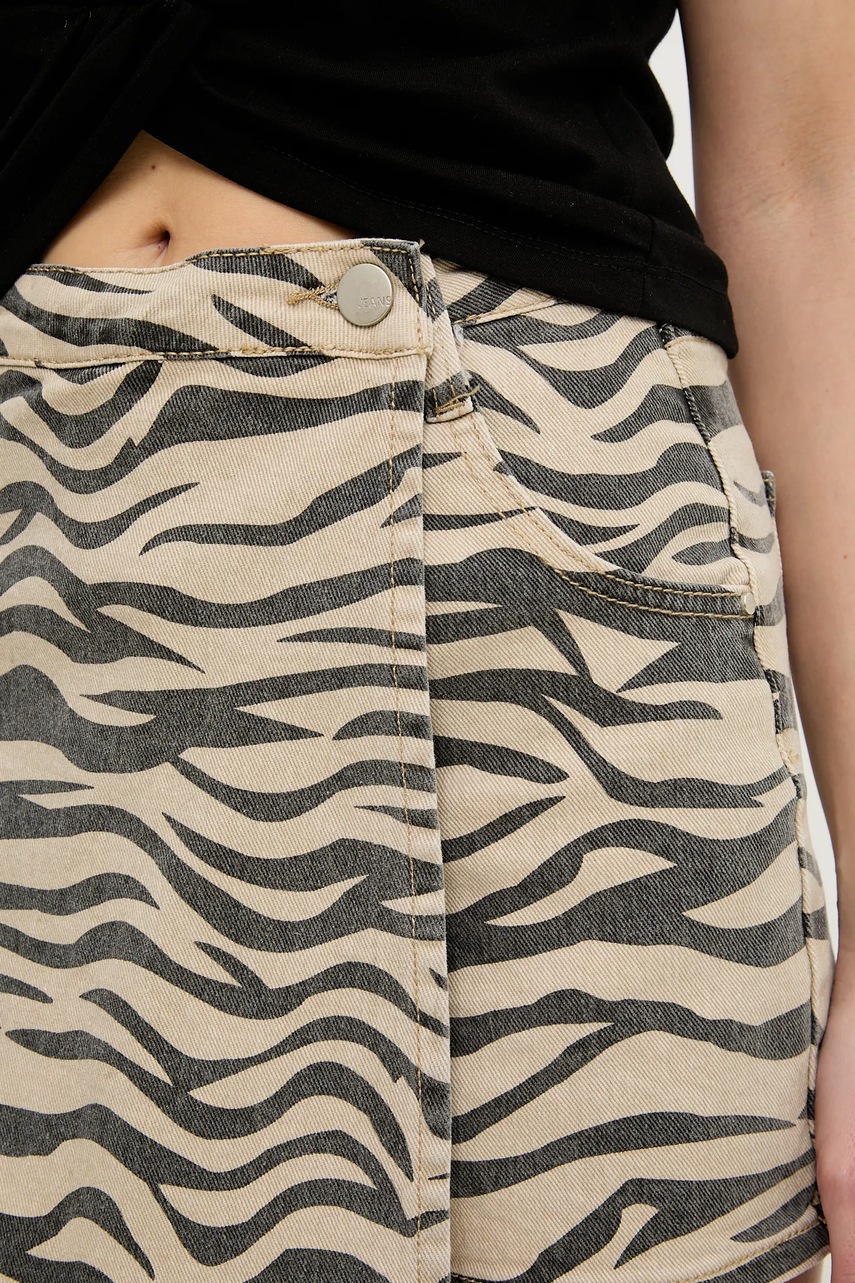 Τζιν σορτς Answear.LAB χρώμα: καφέ φωτογραφία