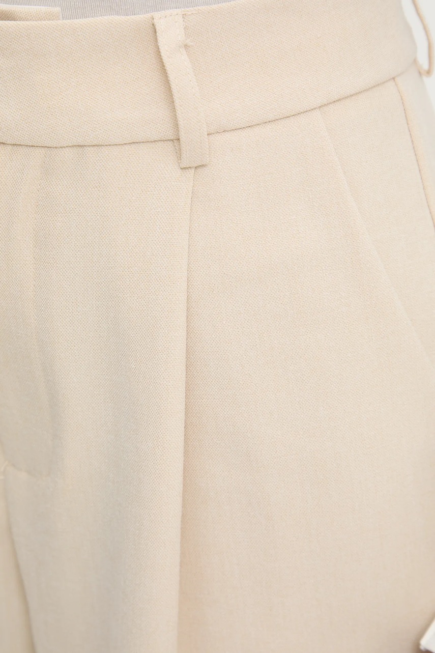 Σορτς Answear.LAB χρώμα: μπεζ φωτογραφία