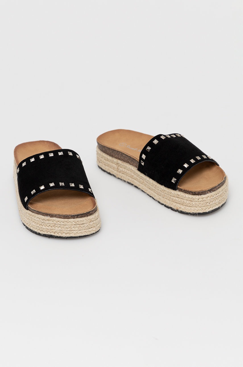

Шльопанці Answear Lab Sweet Shoes жіночі колір чорний на платформі