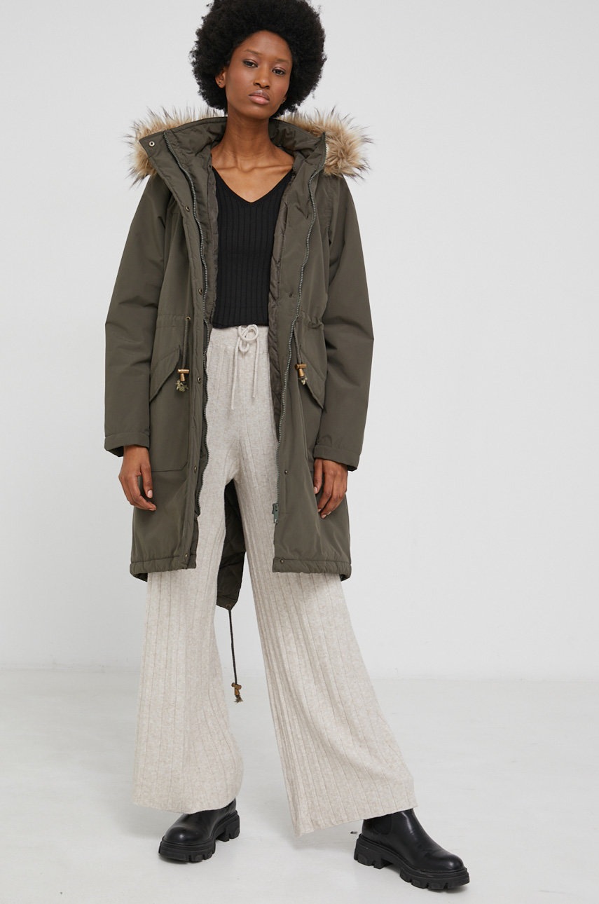 

Парка Answear Lab жіноча колір зелений перехідна oversize