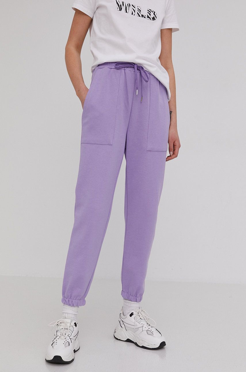 Answear Lab Pantaloni femei, culoarea violet, material neted