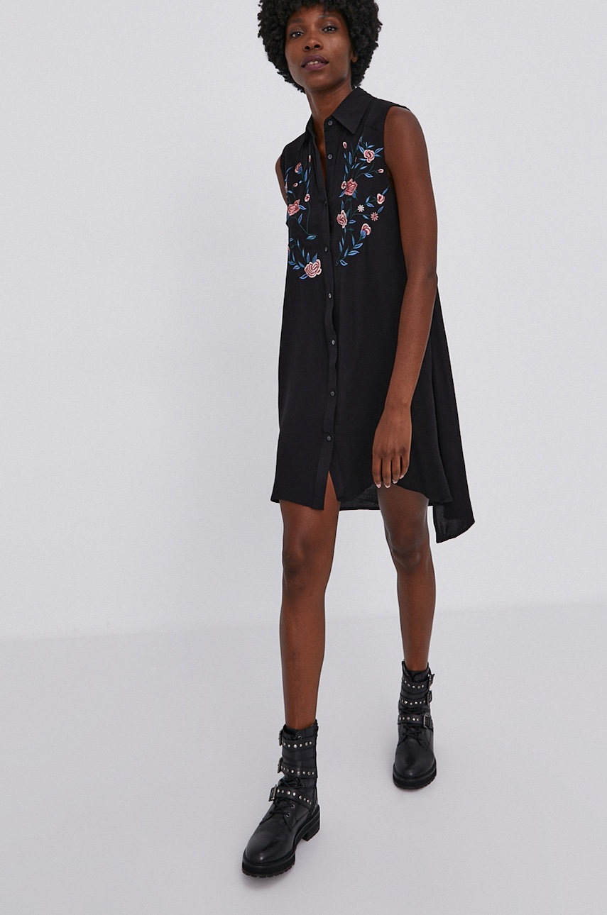 

Платье Answear Lab цвет чёрный mini oversize