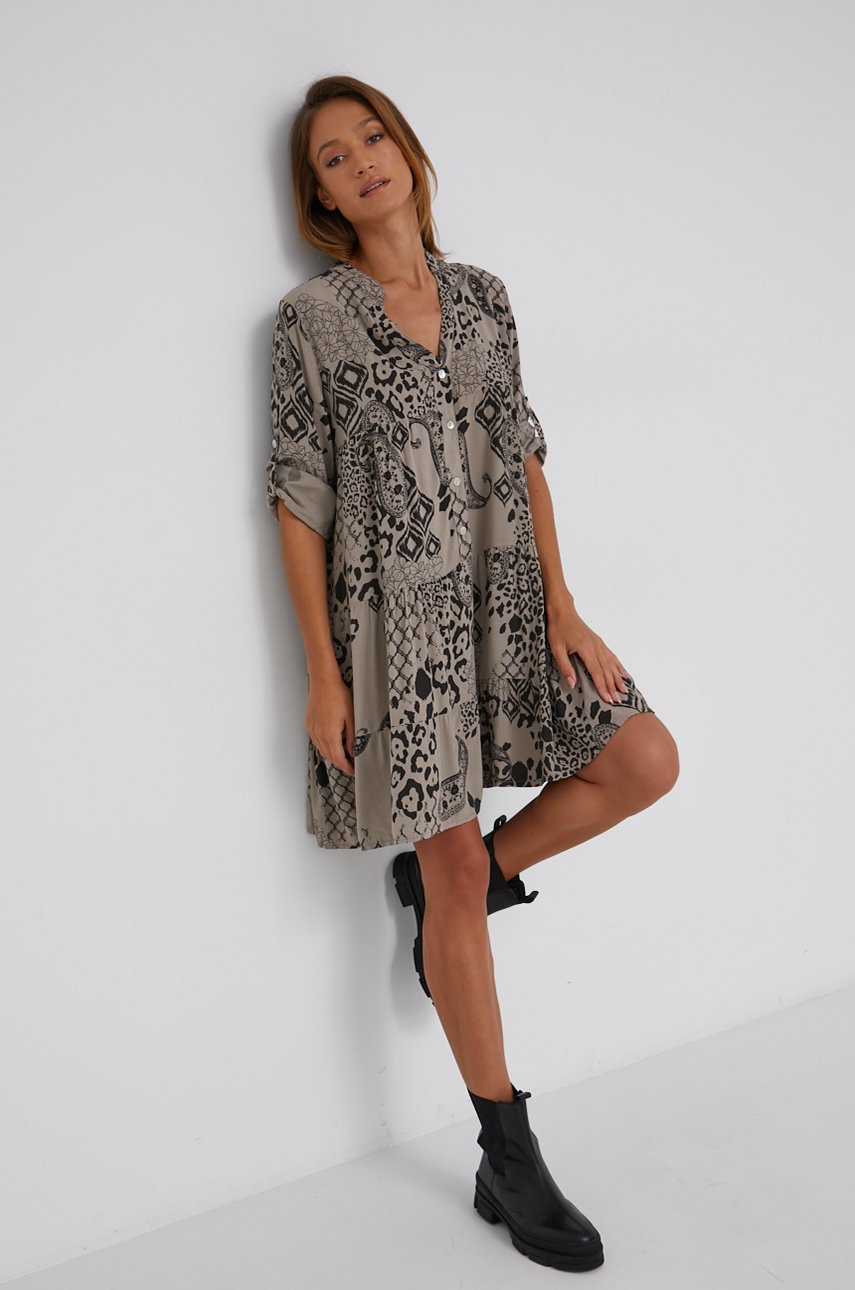 

Платье Answear Lab цвет бежевый mini oversize