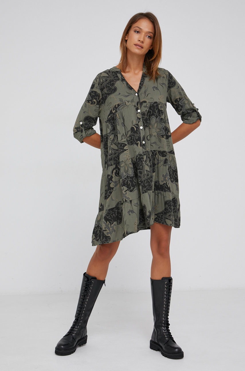 

Платье Answear Lab mini oversize