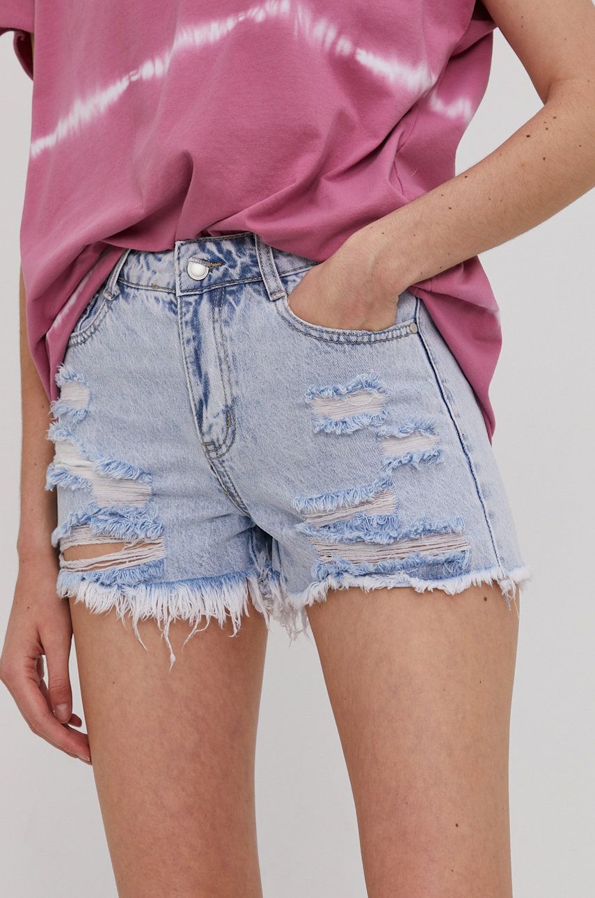 Answear Lab Pantaloni scurți jeans femei, material neted, medium waist Answear Lab imagine noua 2022