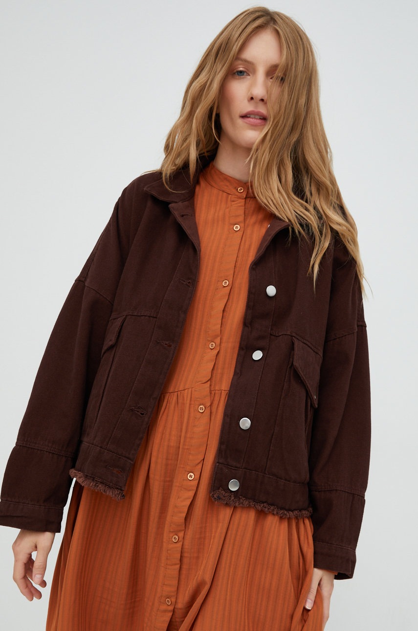 

Куртка Answear Lab женская цвет коричневый переходная oversize