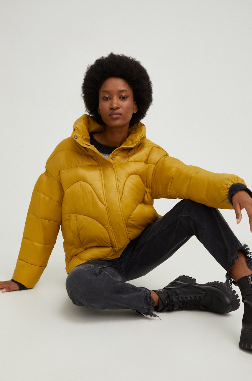 

Куртка Answear Lab жіноча колір жовтий зимова oversize