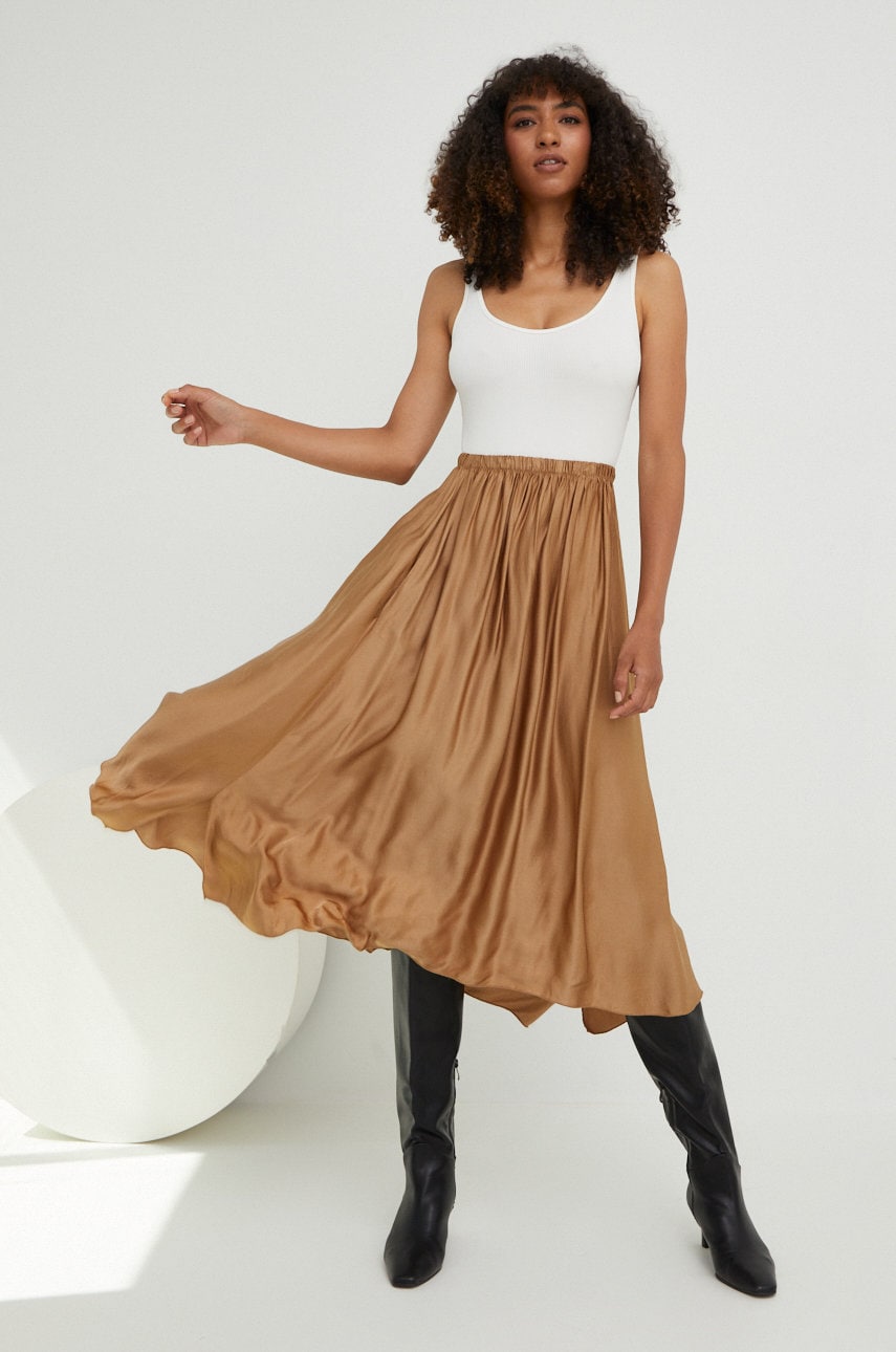 Answear lab fusta de matase silk blend culoarea maro, midi, evazati
