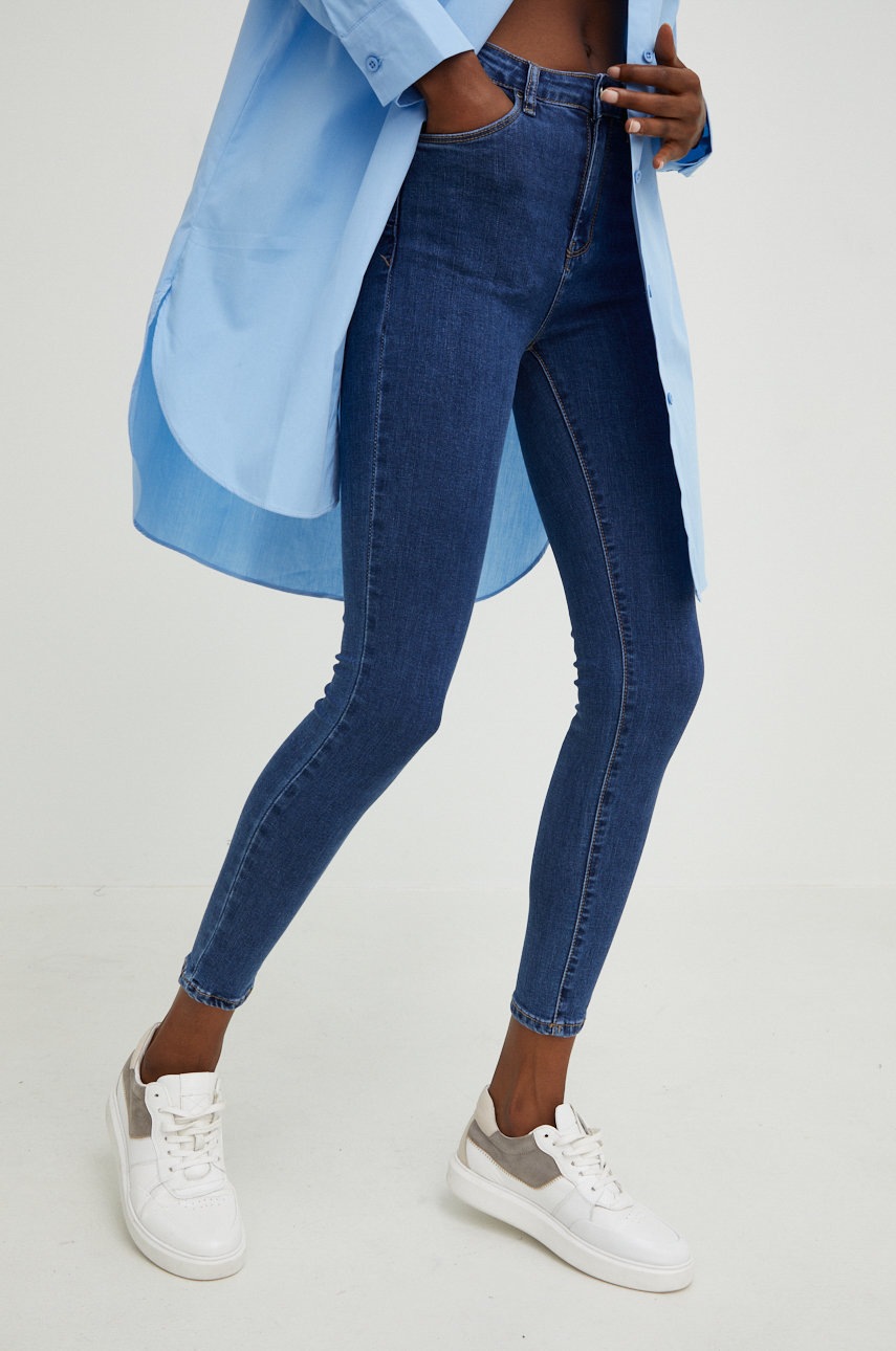 

Дънки Answear Lab Push Up със стандартна талия, Син