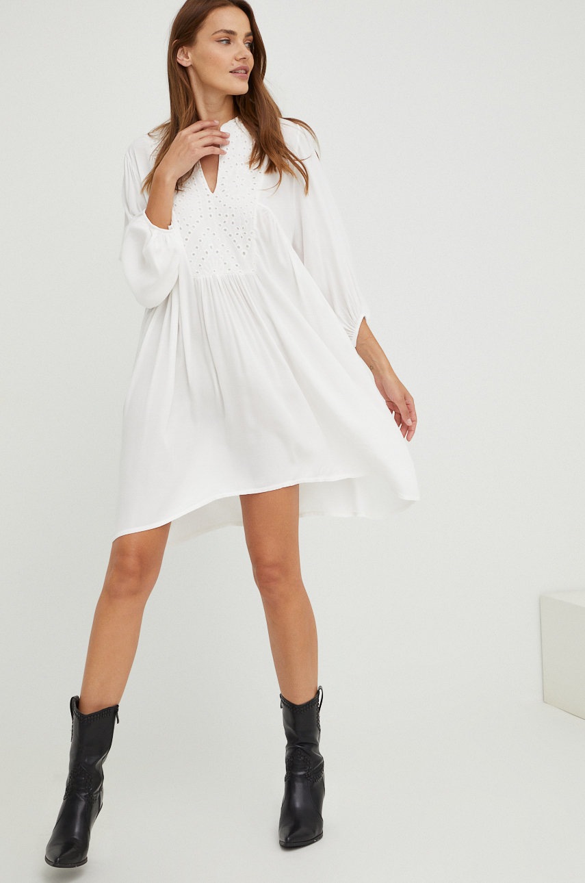 

Платье Answear Lab цвет белый mini oversize