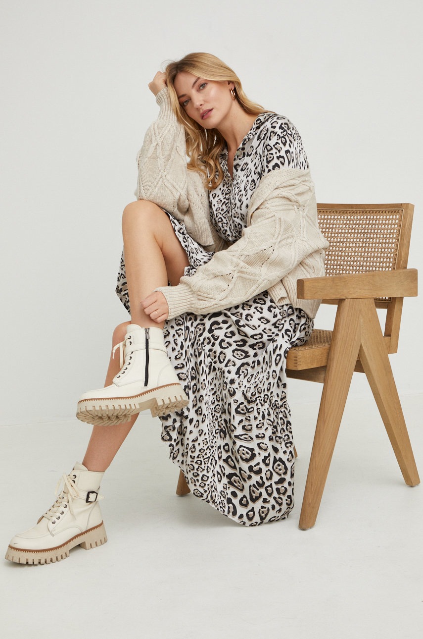 

Сукня з шовком Answear Lab Silk Blended колір бежевий maxi oversize