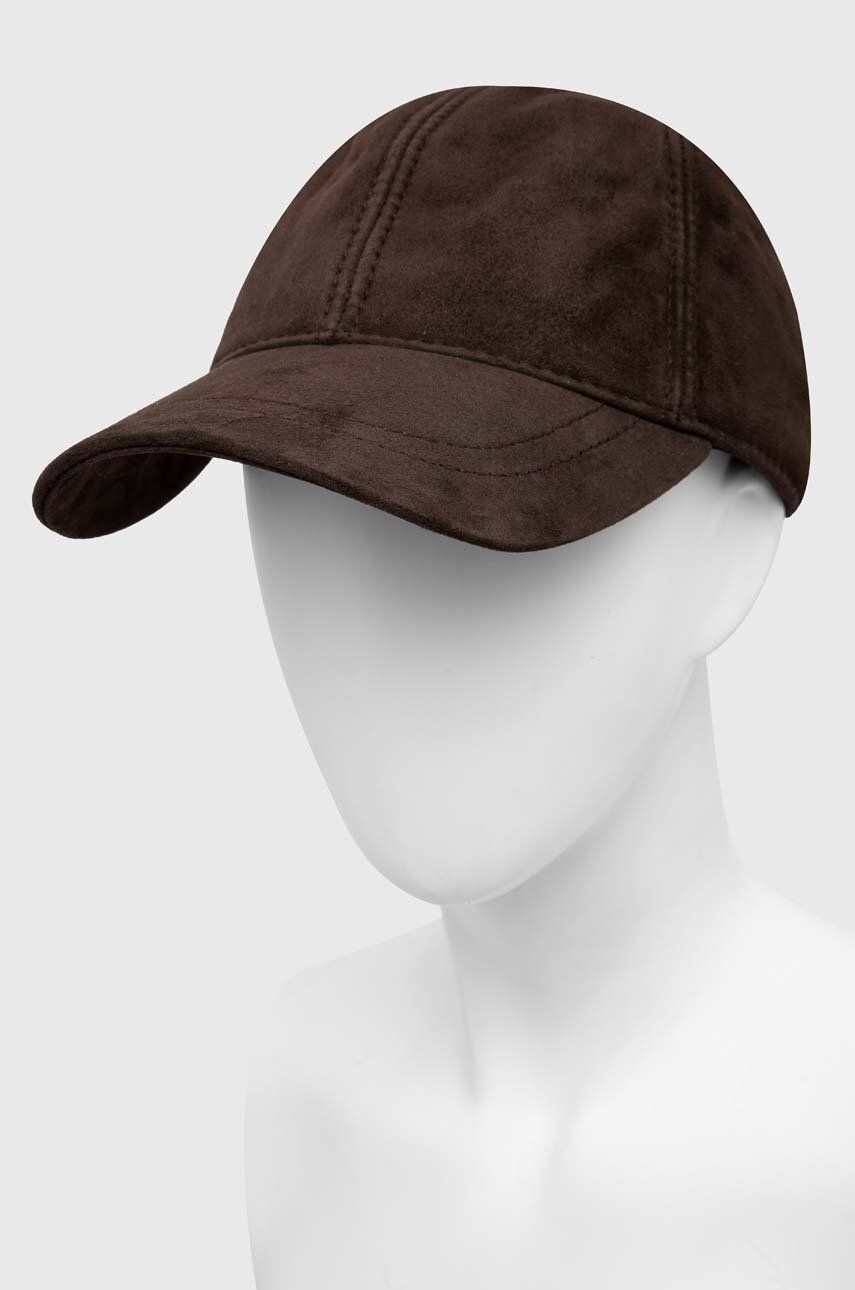 Answear Lab șapcă de baseball din piele întoarsă culoarea maro, uni
