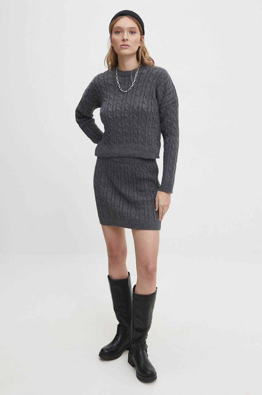 Answear Lab compleu pulover si fusta culoarea gri