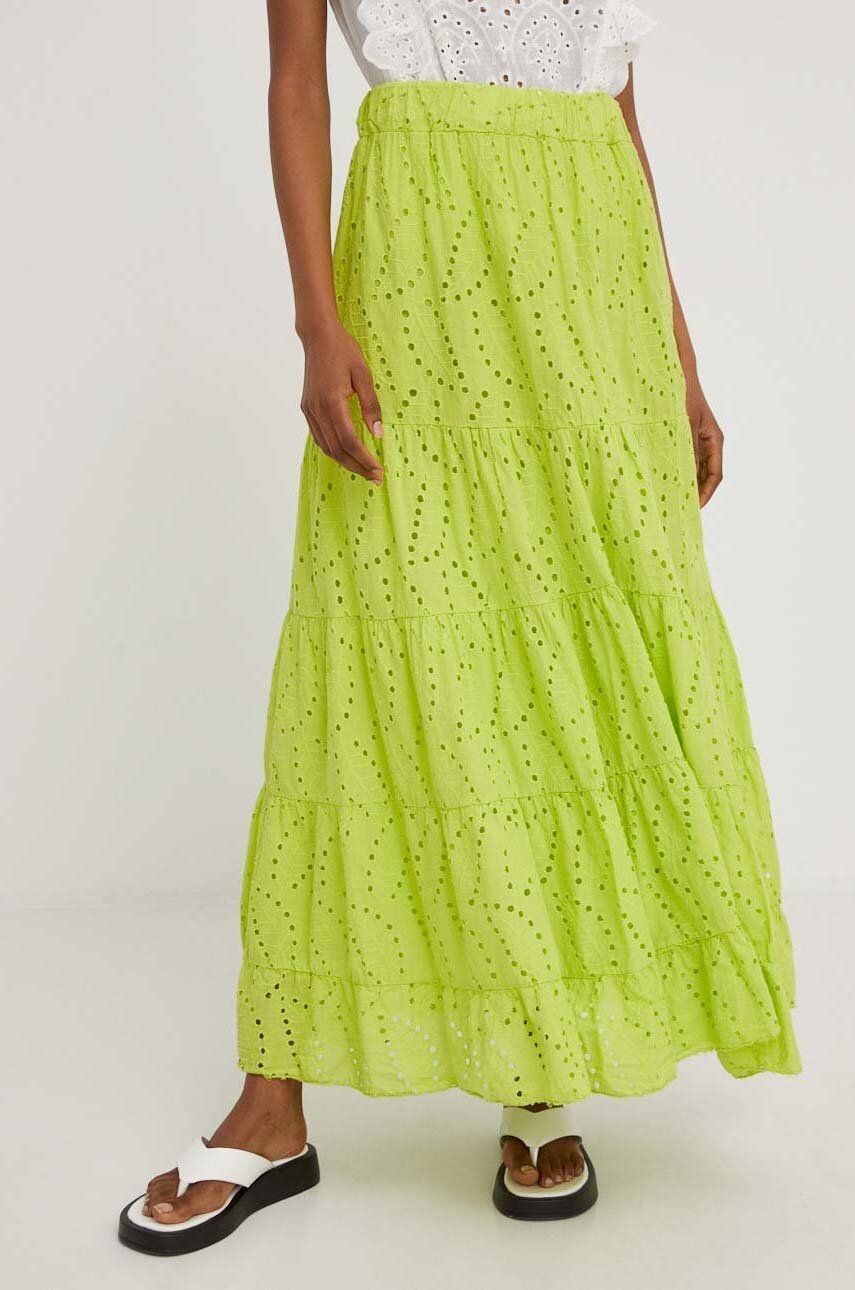 Levně Bavlněná sukně Answear Lab zelená barva, maxi, áčková