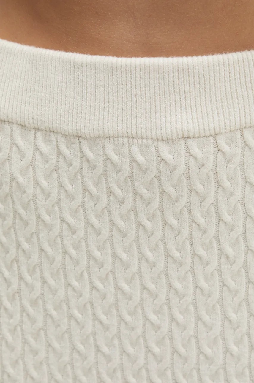 Πουλόβερ και φούστα Answear.LAB χρώμα: μπεζ φωτογραφία