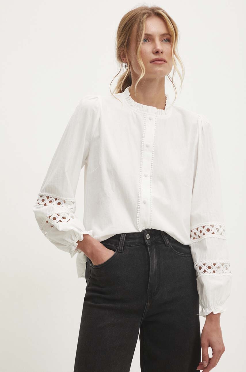 

Памучна риза Answear Lab дамска в бяло със стандартна кройка с права яка, Бял