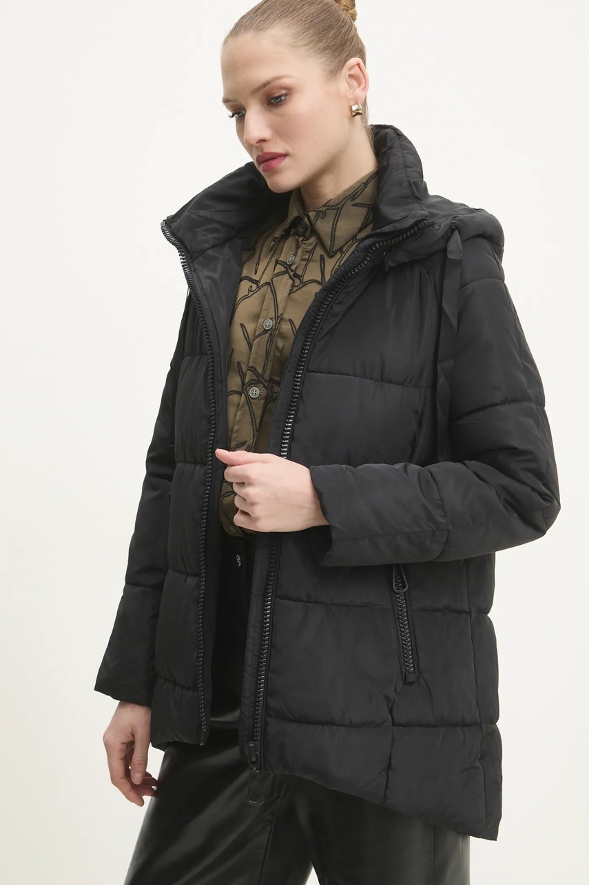 

Яке Answear Lab в черно зимен модел, Черен