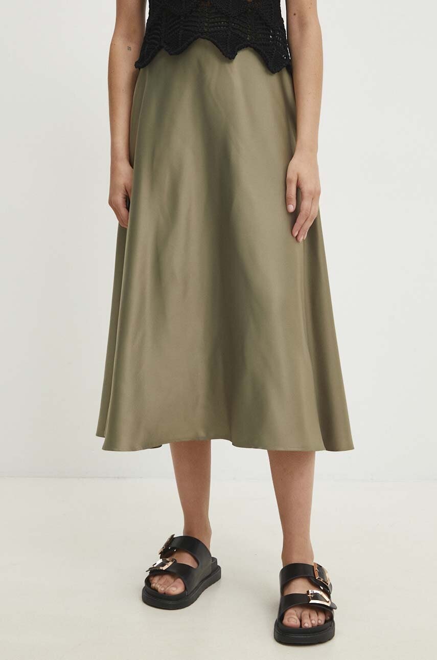 Answear Lab fusta culoarea verde, midi, evazati Answear Lab fusta culoarea verde, midi, evazati