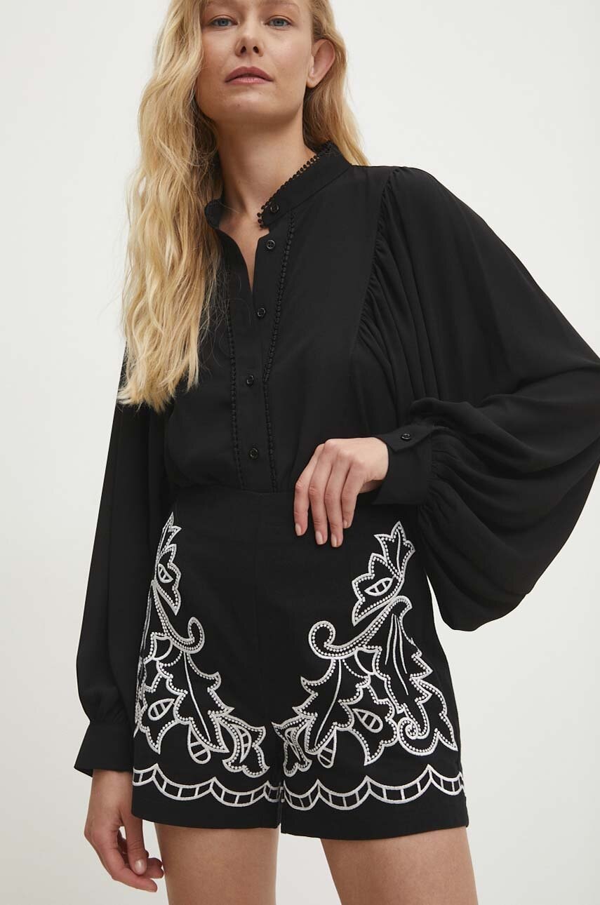 Answear Lab pantaloni scurți cu in culoarea negru, modelator, high waist