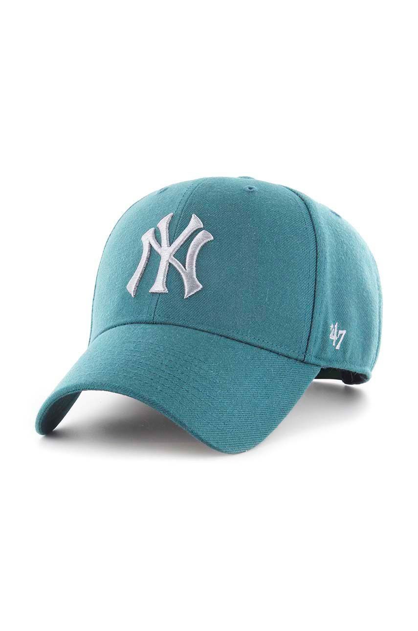 Levně Bavlněná baseballová čepice 47brand Mlb New York Yankees zelená barva, s aplikací