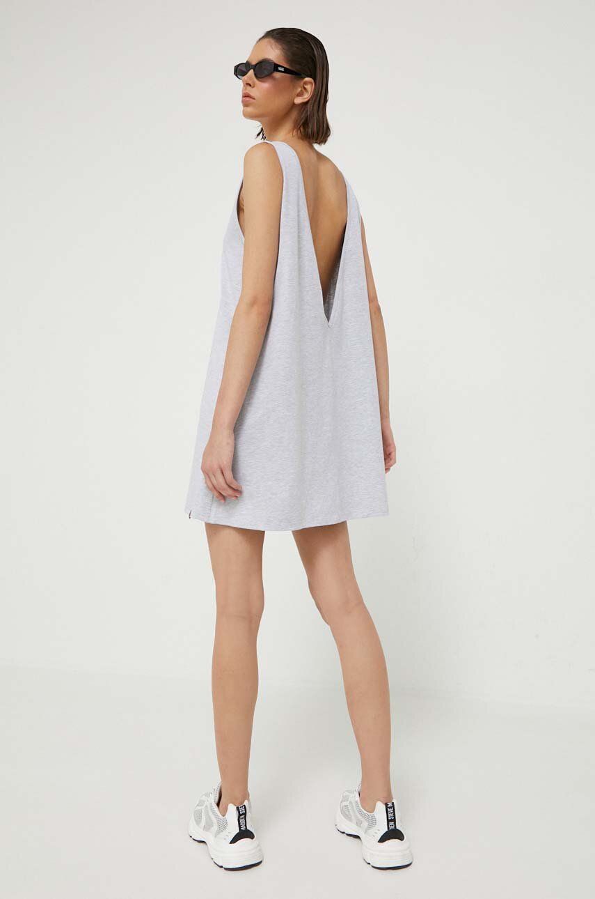 Așteaptă imaginea pentru produs