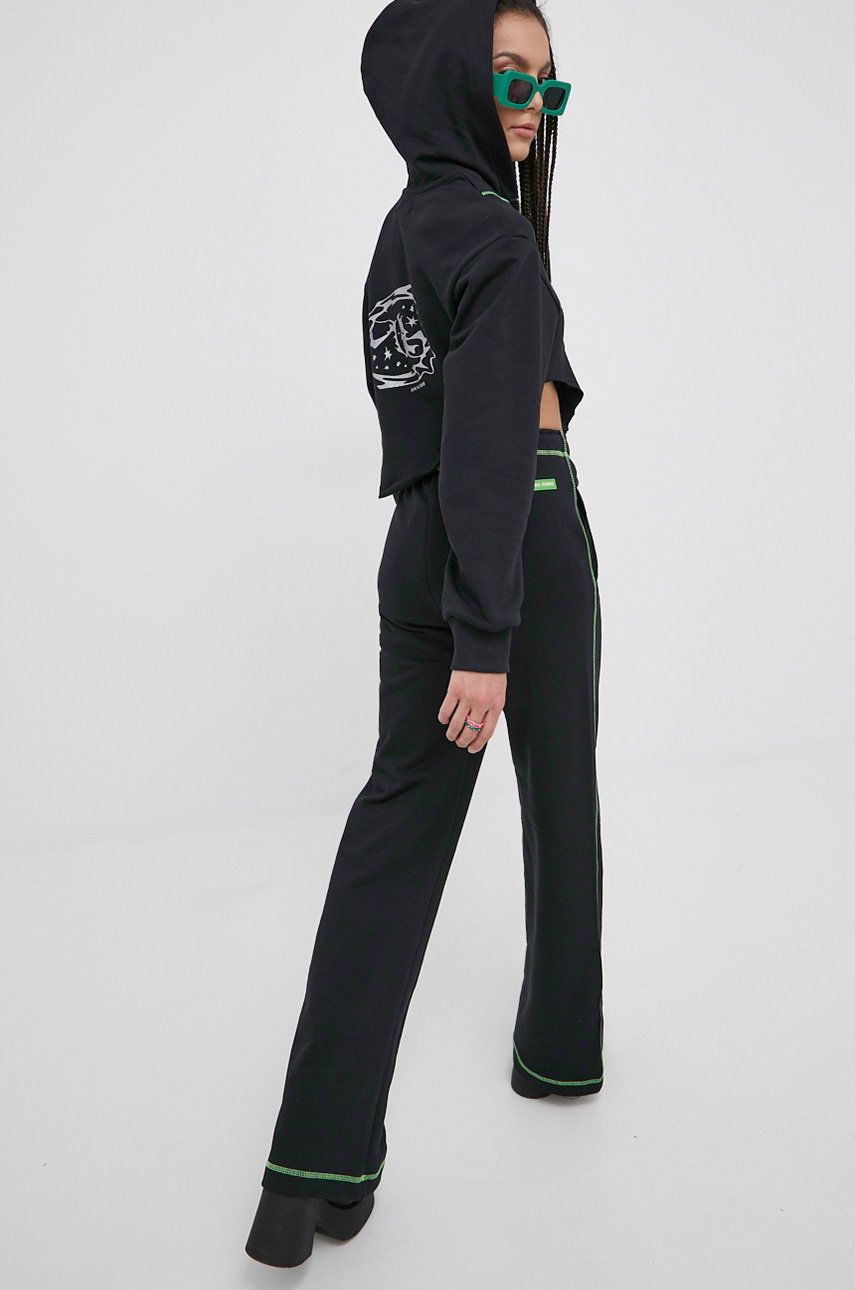 Local Heroes bluza femei, culoarea negru, cu imprimeu imagine reduceri black friday 2021 answear.ro