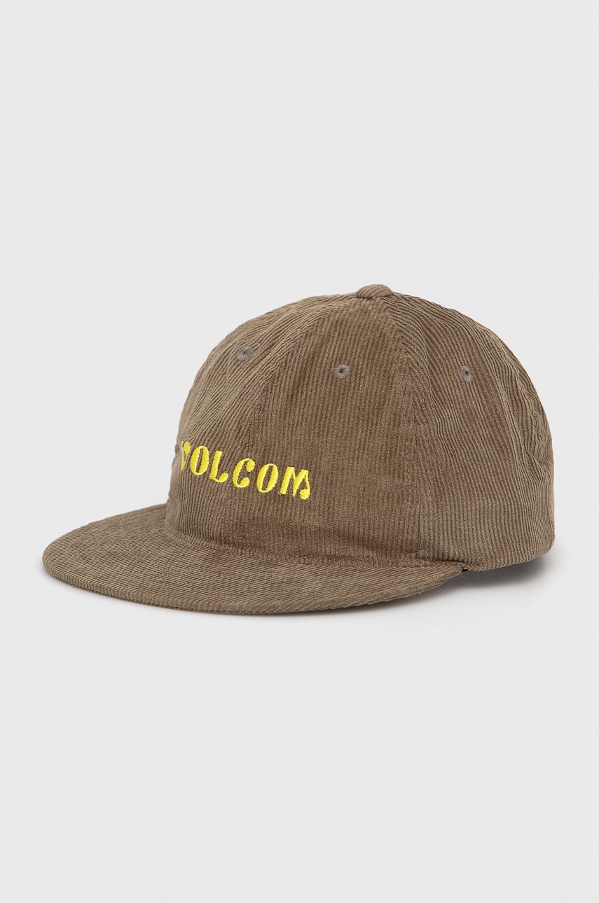 

Памучна шапка Volcom в бежово с апликация, Бежов