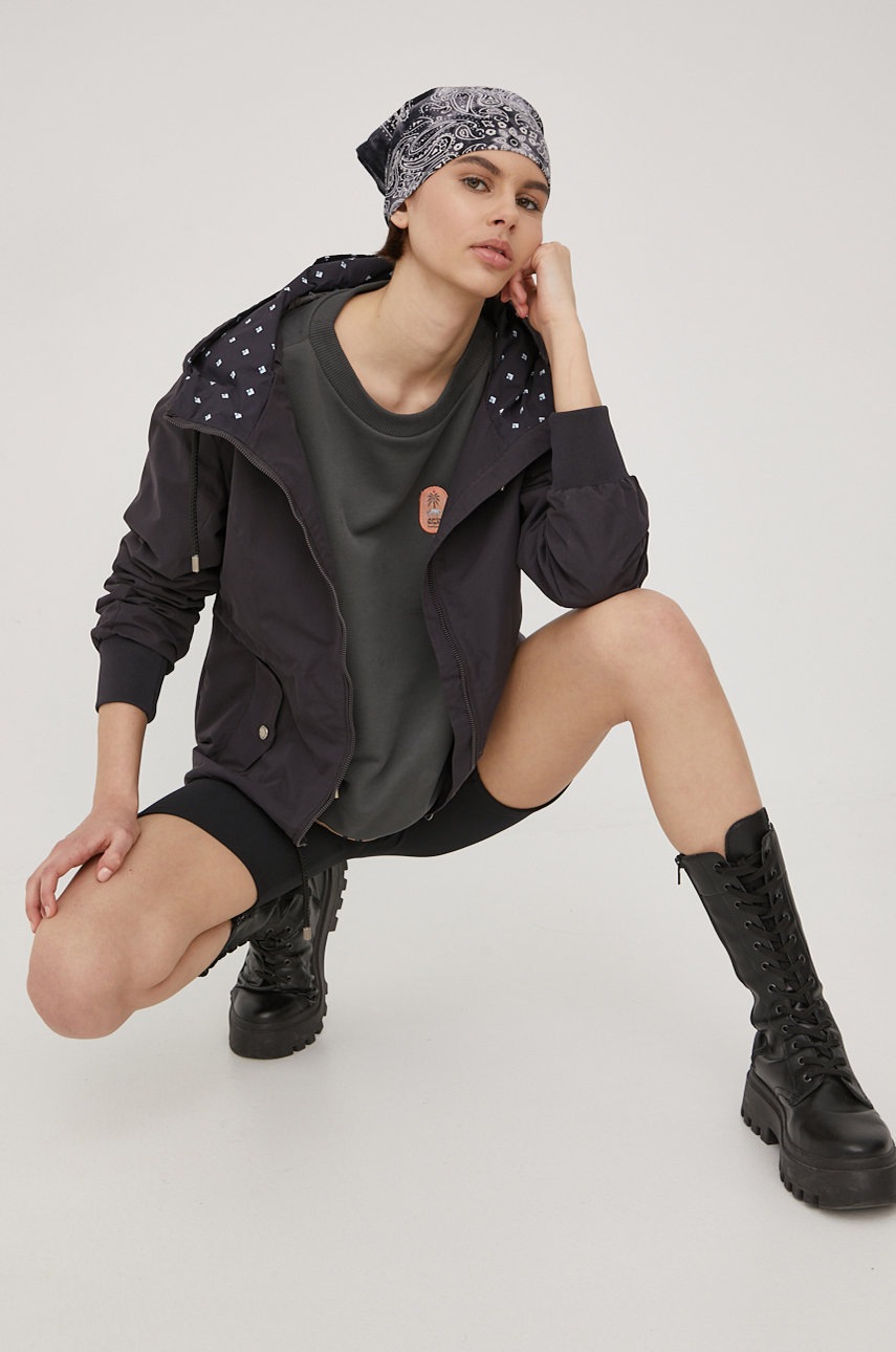 

Яке Cross Jeans дамска в черно с преходна изолация, Черен