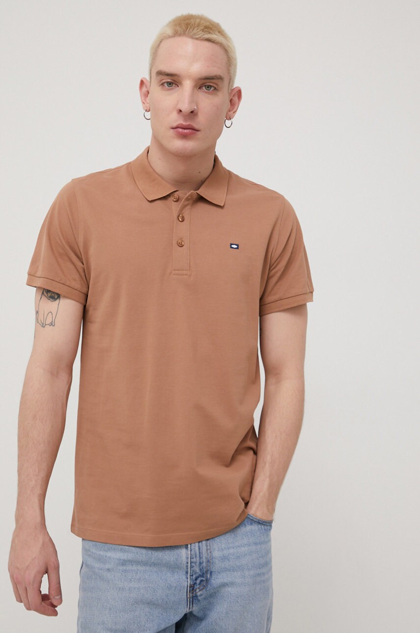 Cross jeans polo de bumbac culoarea maro, neted