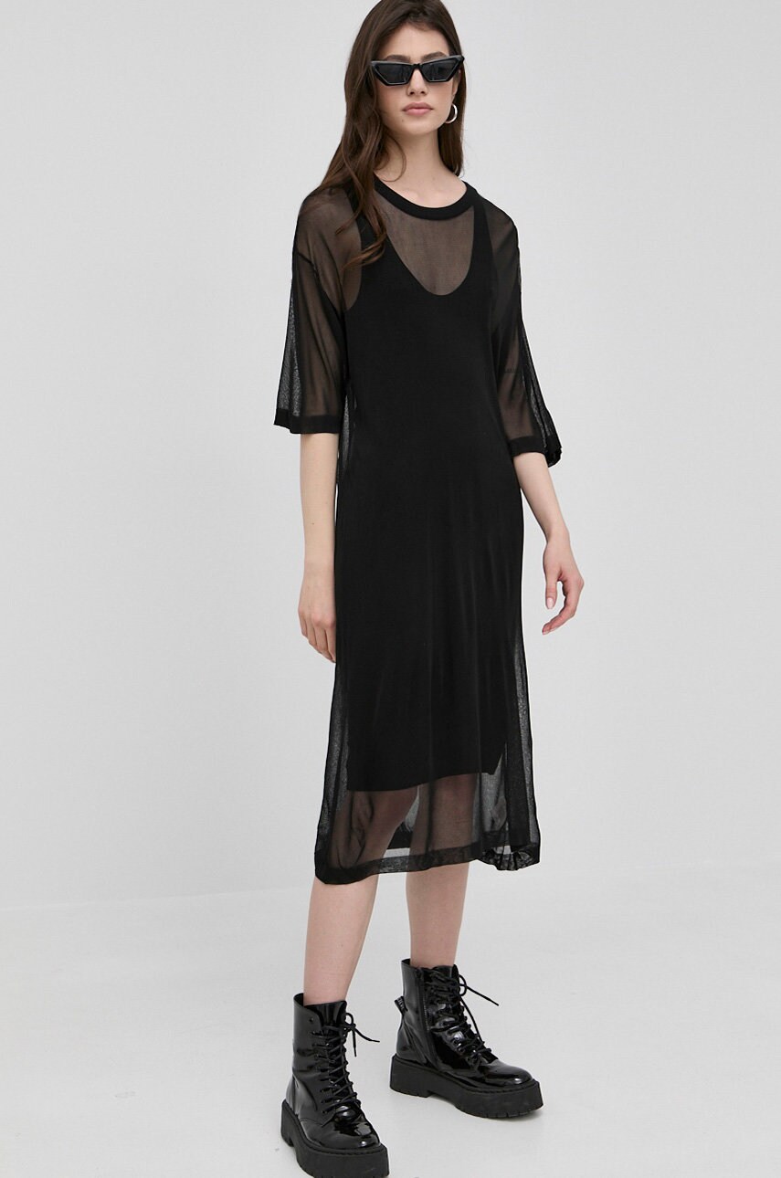 

Платье Silvian Heach цвет чёрный mini oversize