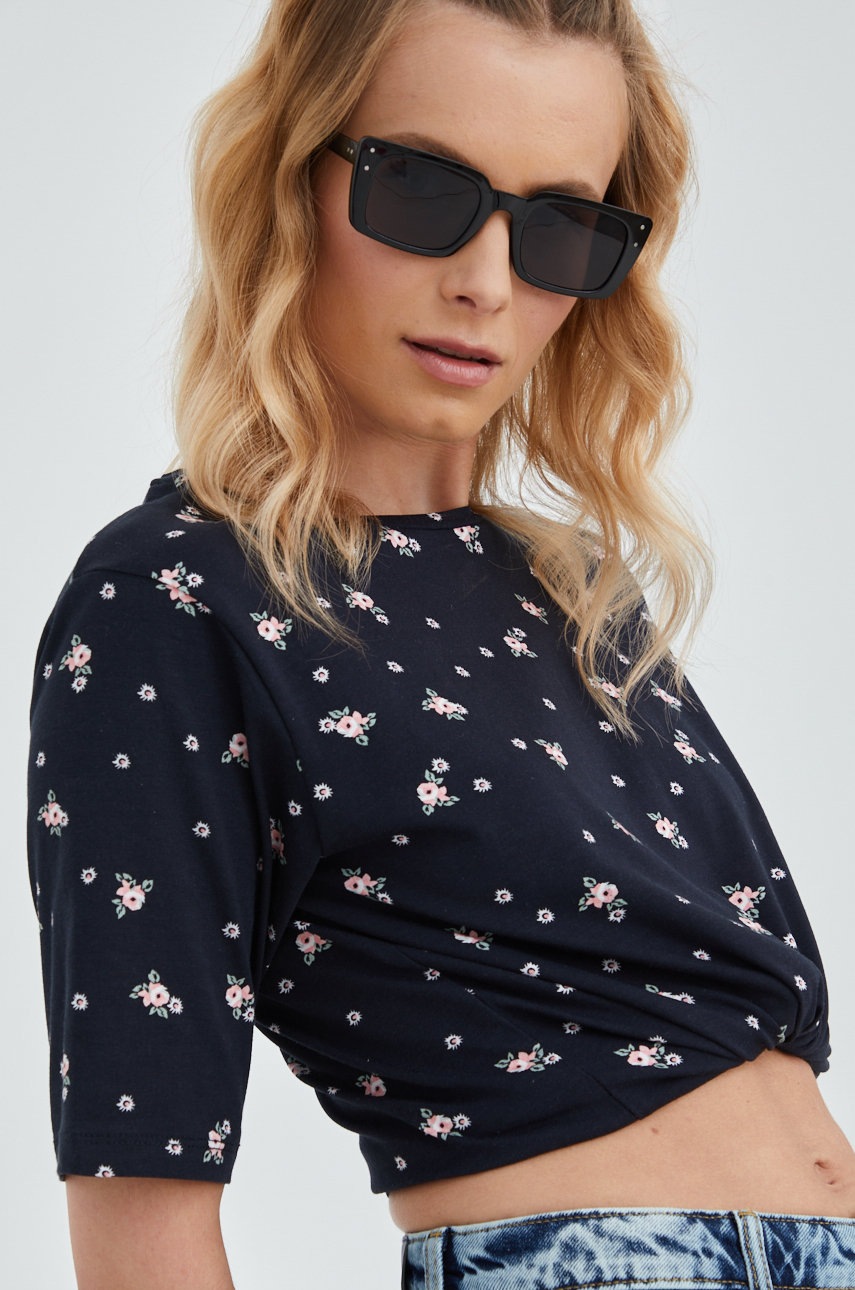 

Тениска Cross Jeans в тъмносиньо, Тъмносин