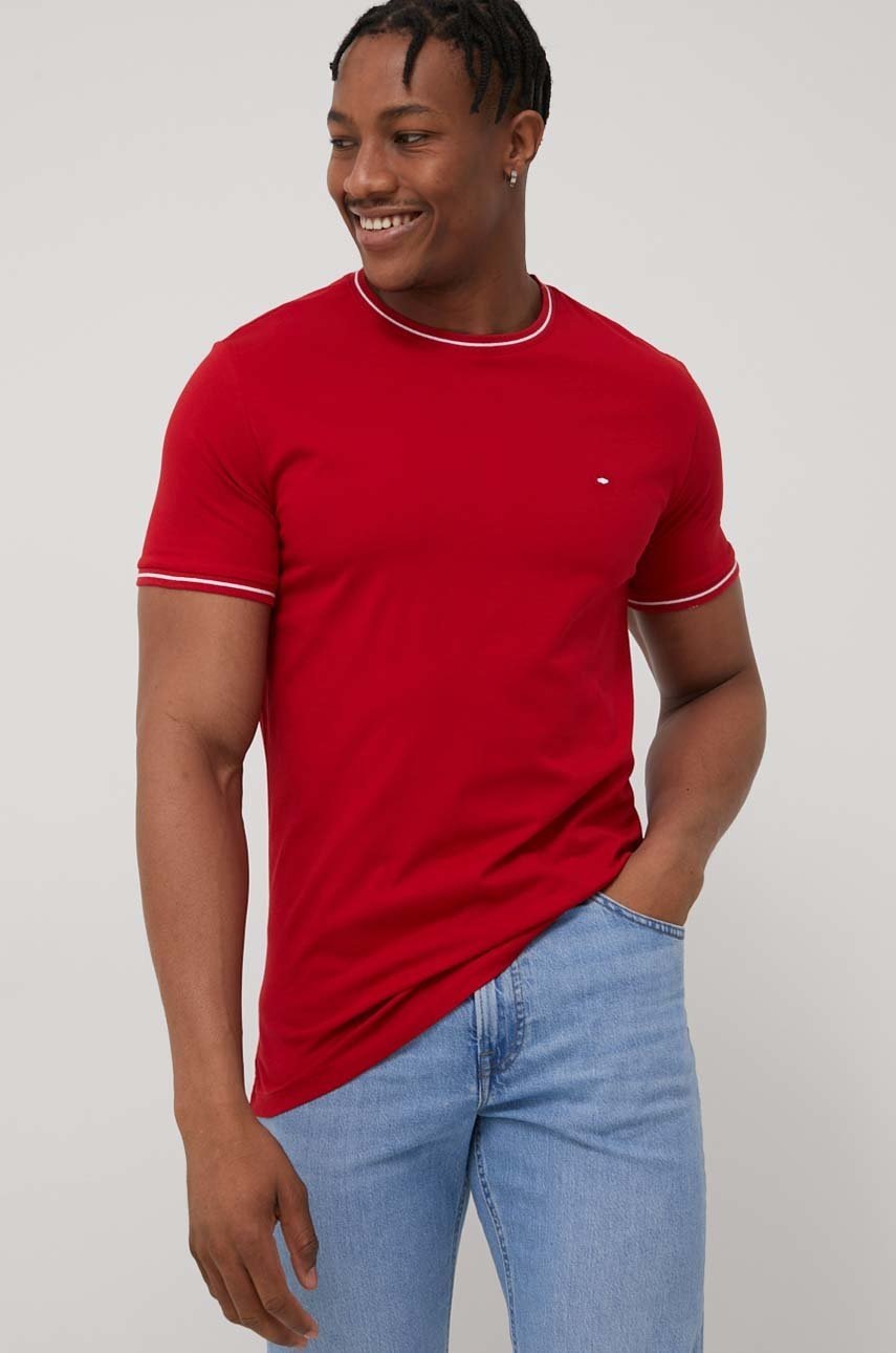 

Памучна тениска Cross Jeans в червено с изчистен дизайн, Червен