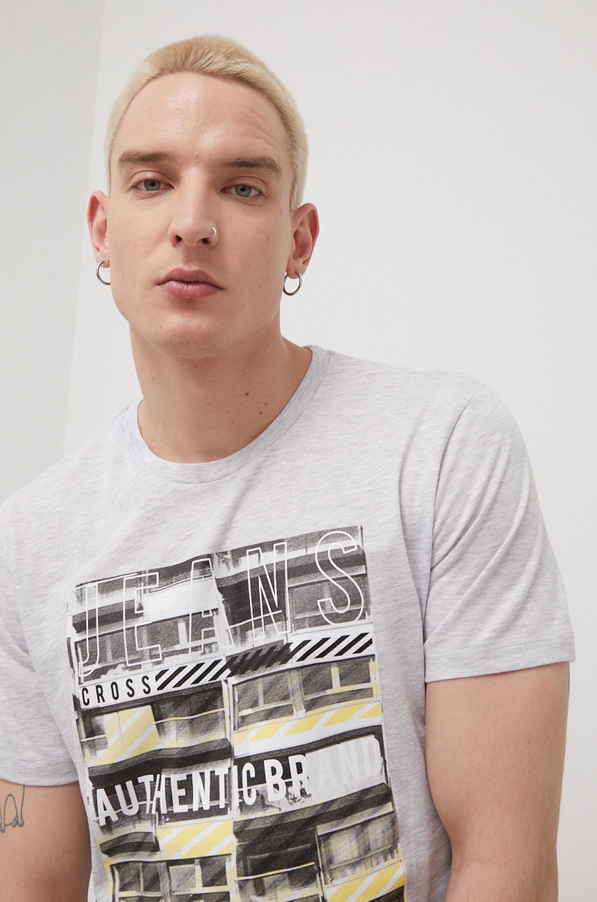 

Памучна тениска Cross Jeans в сиво с принт, Сив