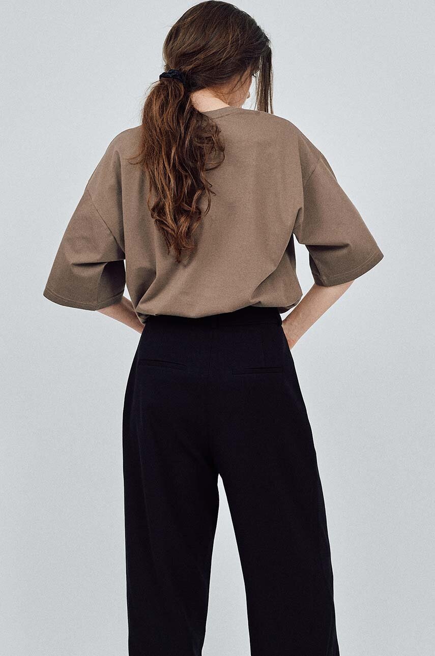 Βαμβακερό μπλουζάκι MUUV. READY TO WEAR χρώμα: μπεζ φωτογραφία