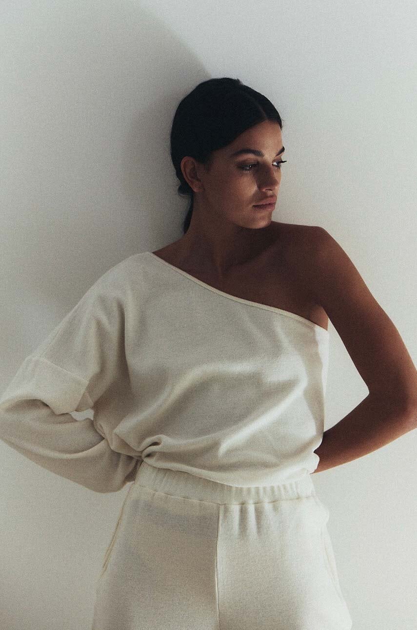 MUUV. longsleeve din amestec de lana MEU LAINE culoarea alb, cold shoulder MUUV. longsleeve din amestec de lana MEU LAINE culoarea alb, cold shoulder