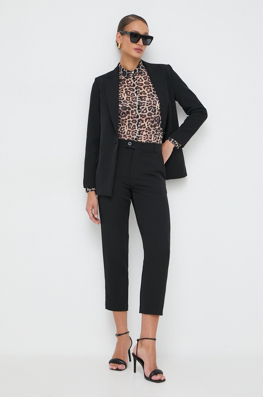 Așteaptă imaginea pentru produs