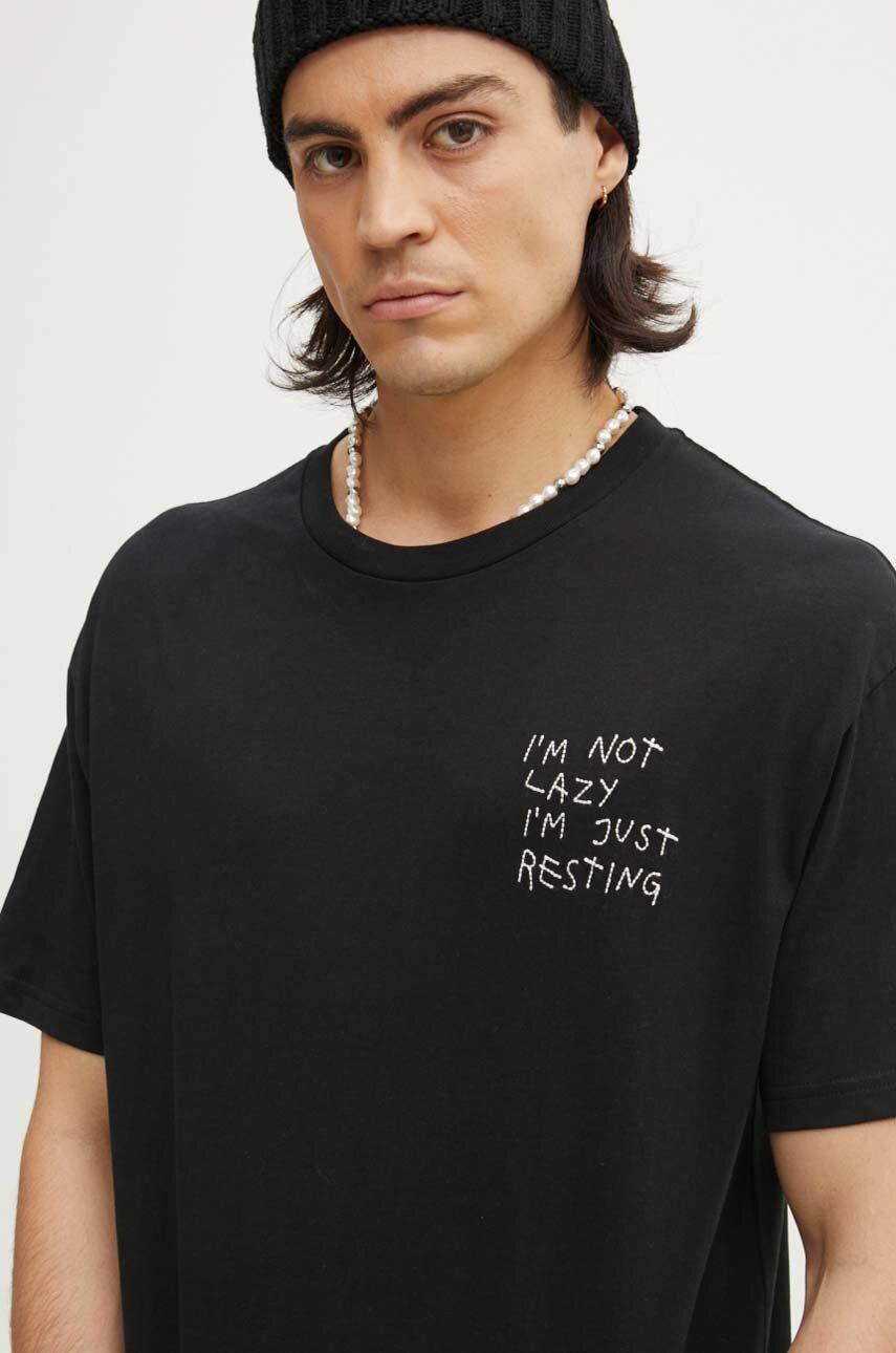 Solid tricou din bumbac barbati, culoarea negru, cu imprimeu