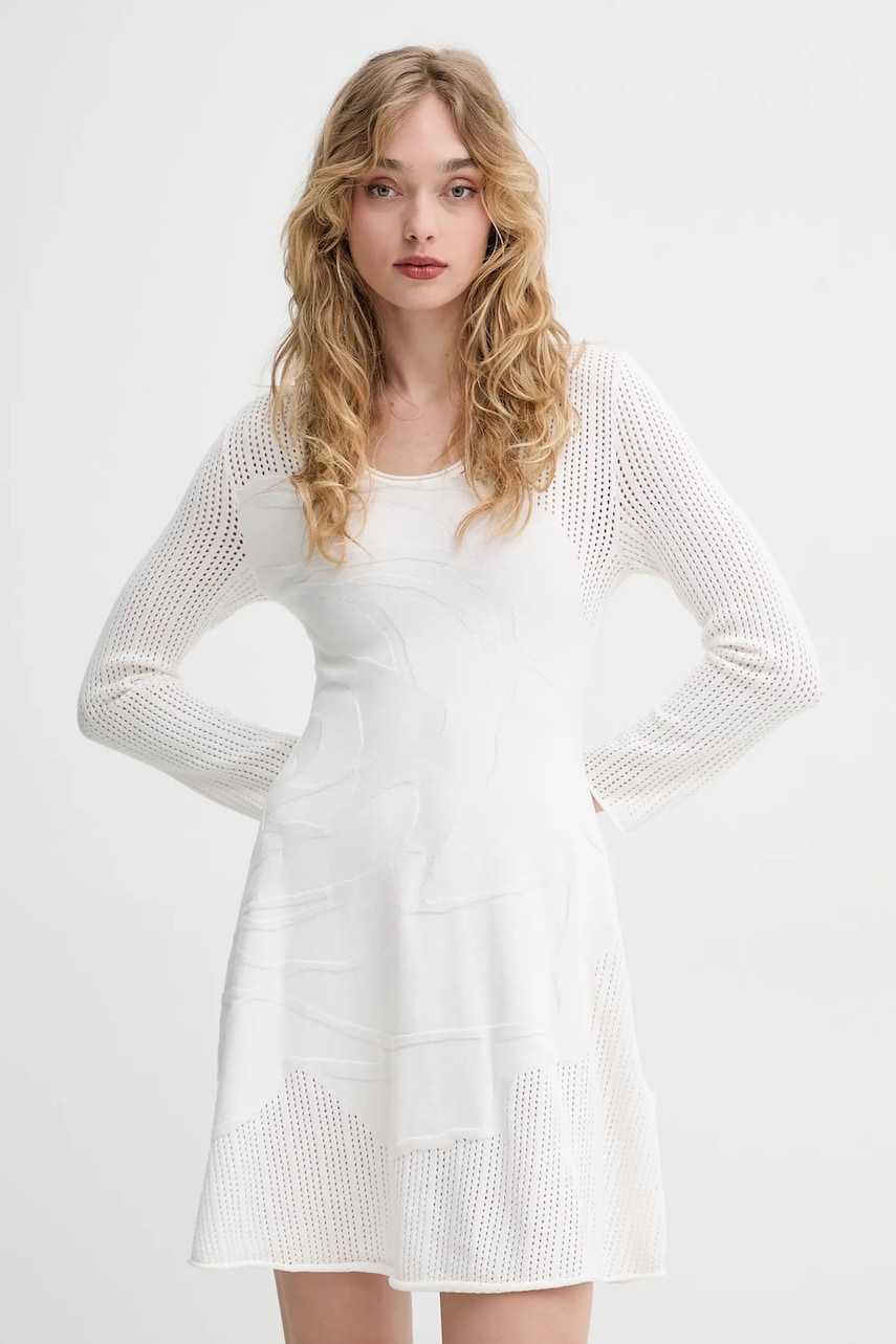 Blugirl Blumarine rochie culoarea bej, mini, evazati, RA5013.MS99E Blugirl Blumarine rochie culoarea bej, mini, evazati, RA5013.MS99E