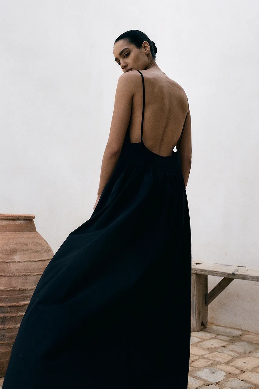 Бавовняна сукня MUUV. колір чорний maxi oversize