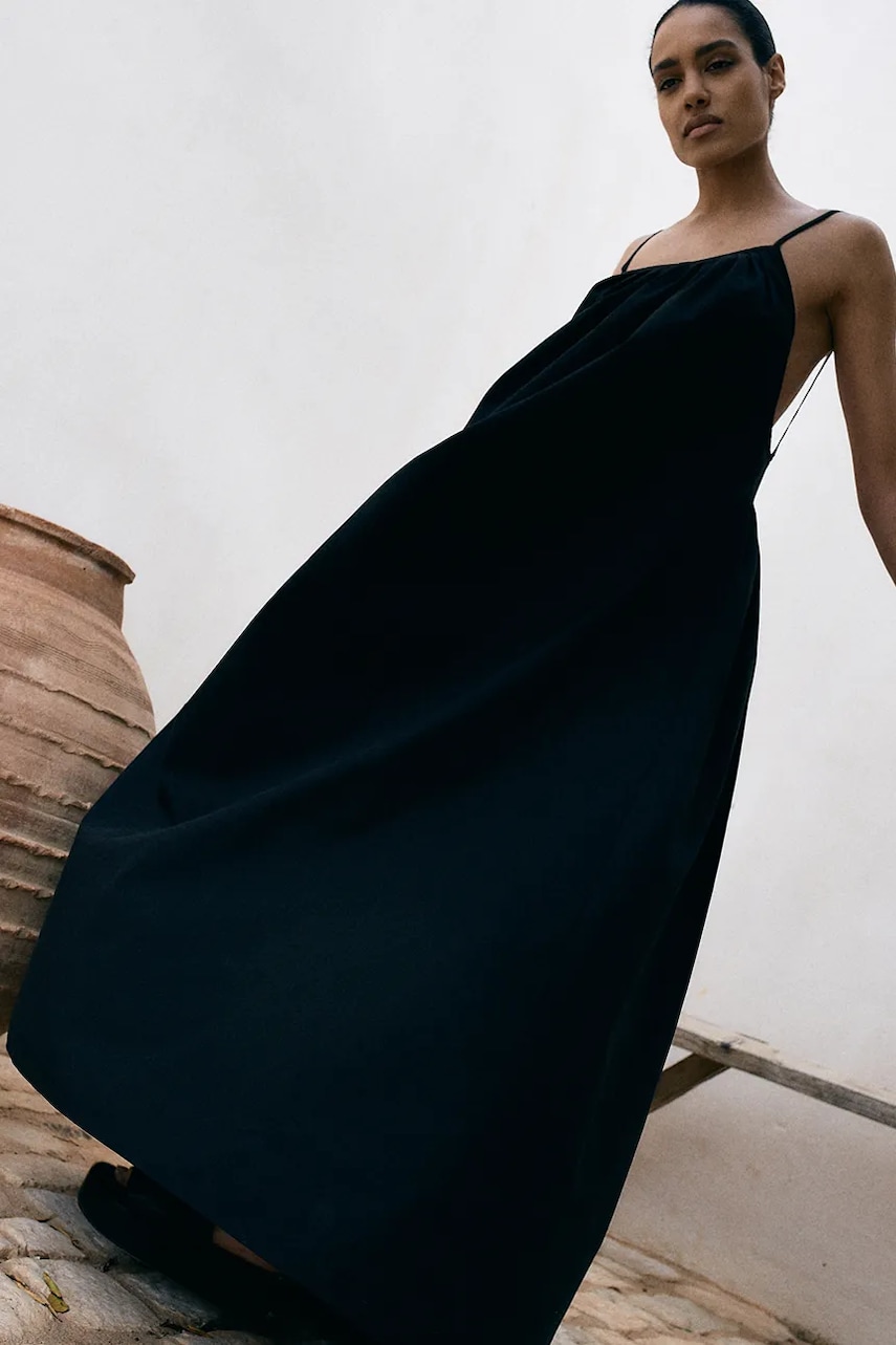 Бавовняна сукня MUUV. колір чорний maxi oversize