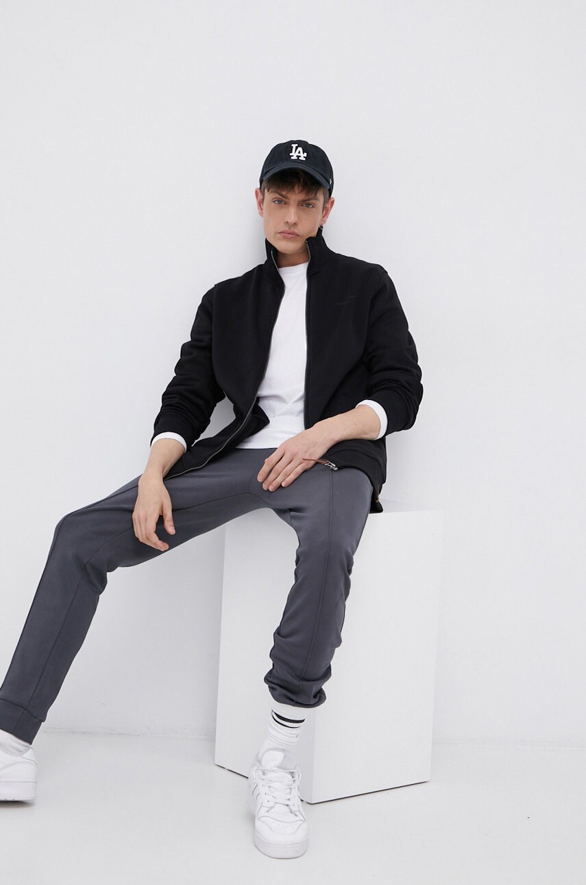 

Суичър Cross Jeans мъжки в черно с изчистен дизайн, Черен