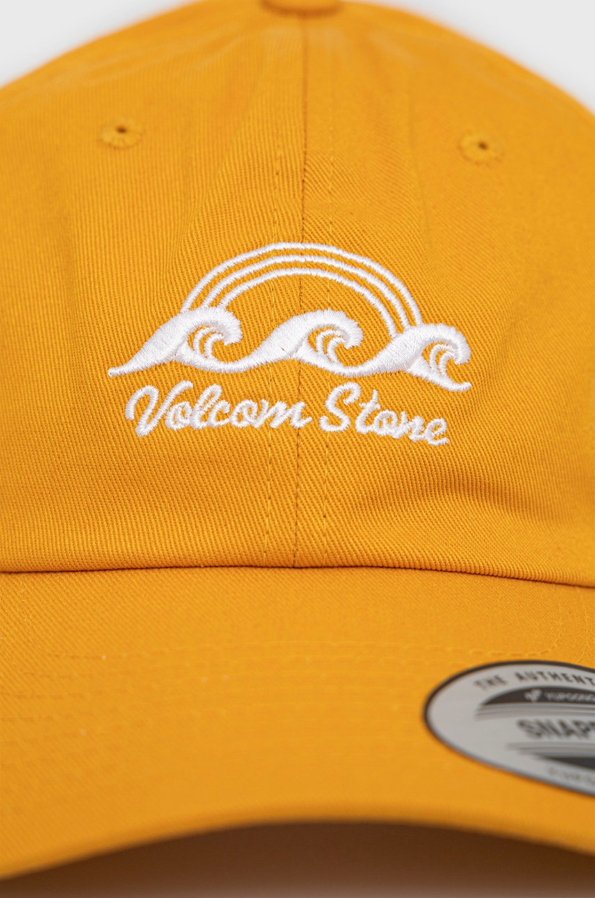 

Хлопковая кепка Volcom цвет жёлтый с аппликацией