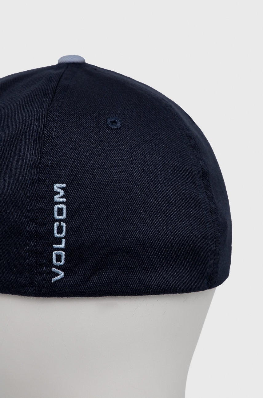 

Шапка Volcom цвет синий с аппликацией