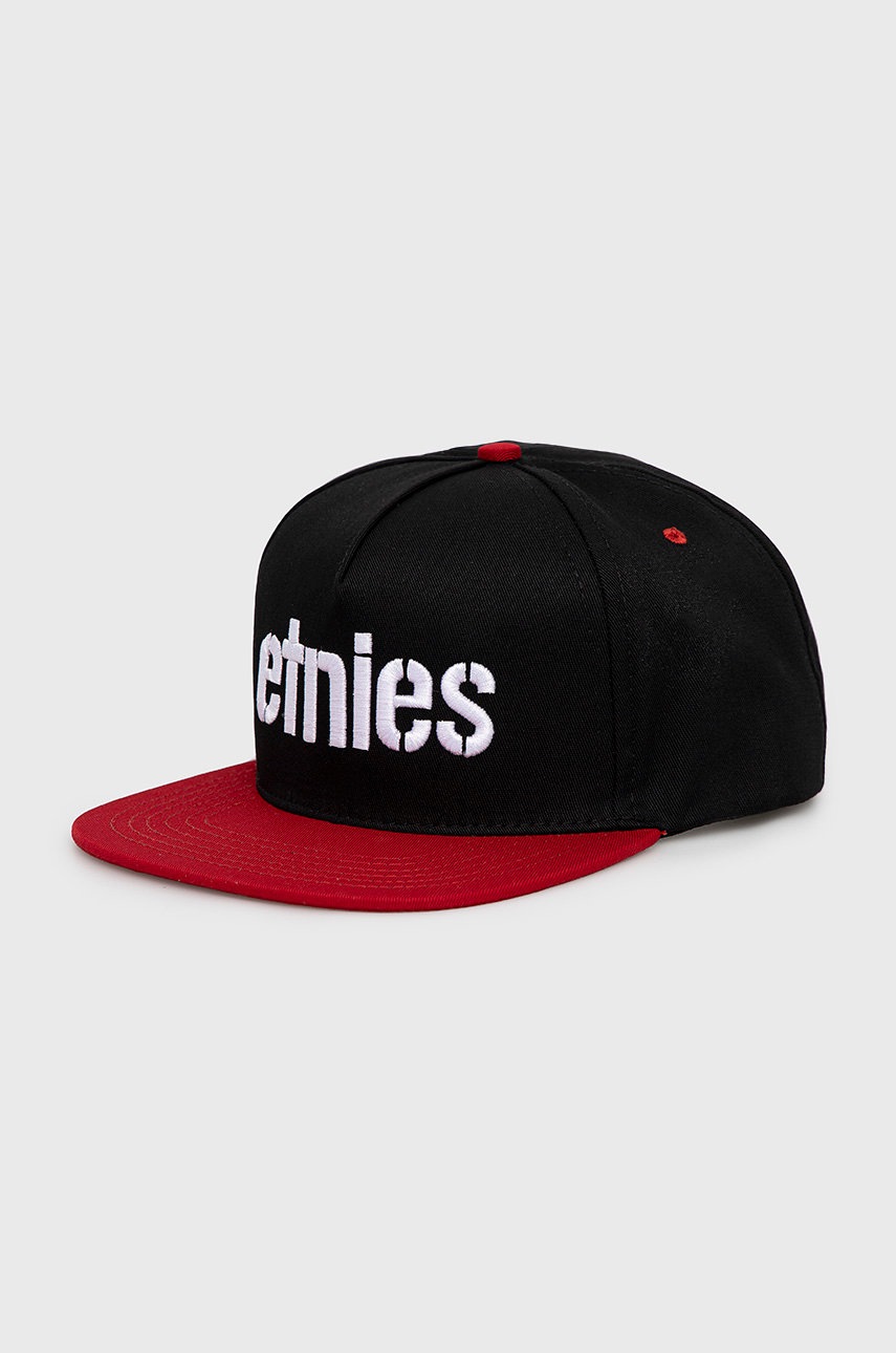 

Шапка Etnies Corp в червено с апликация, Червен